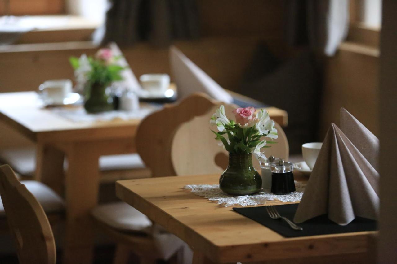 Natura Boutique Chalet Wellness Spa 多比亚科 外观 照片
